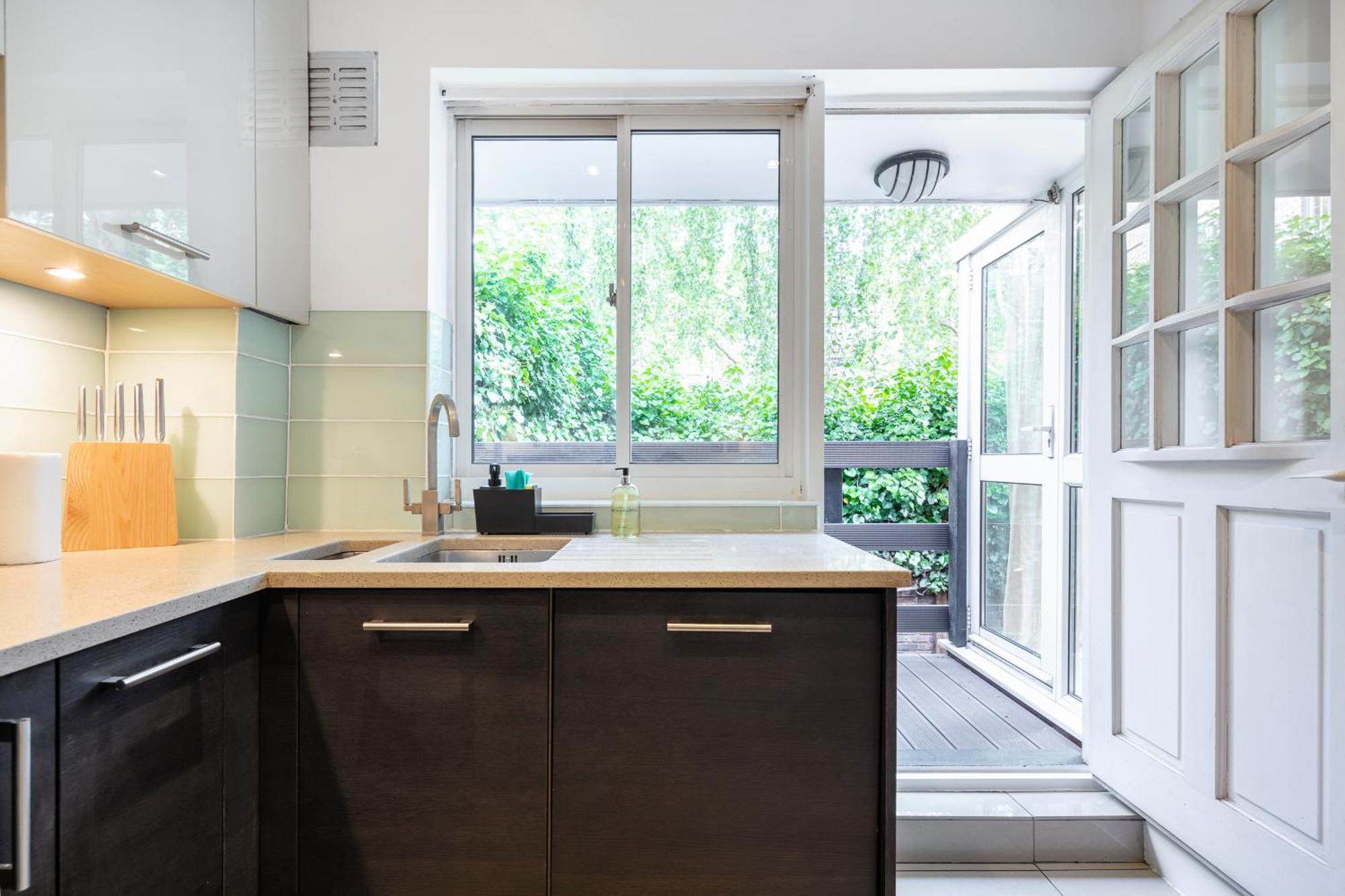 Rare 4Beds Townhouse In Kensington With Patio Villa London Eksteriør bilde